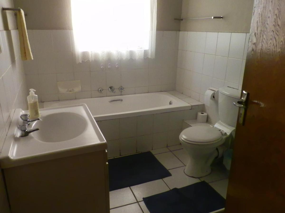10 On Fairview B&B Paarl Extérieur photo